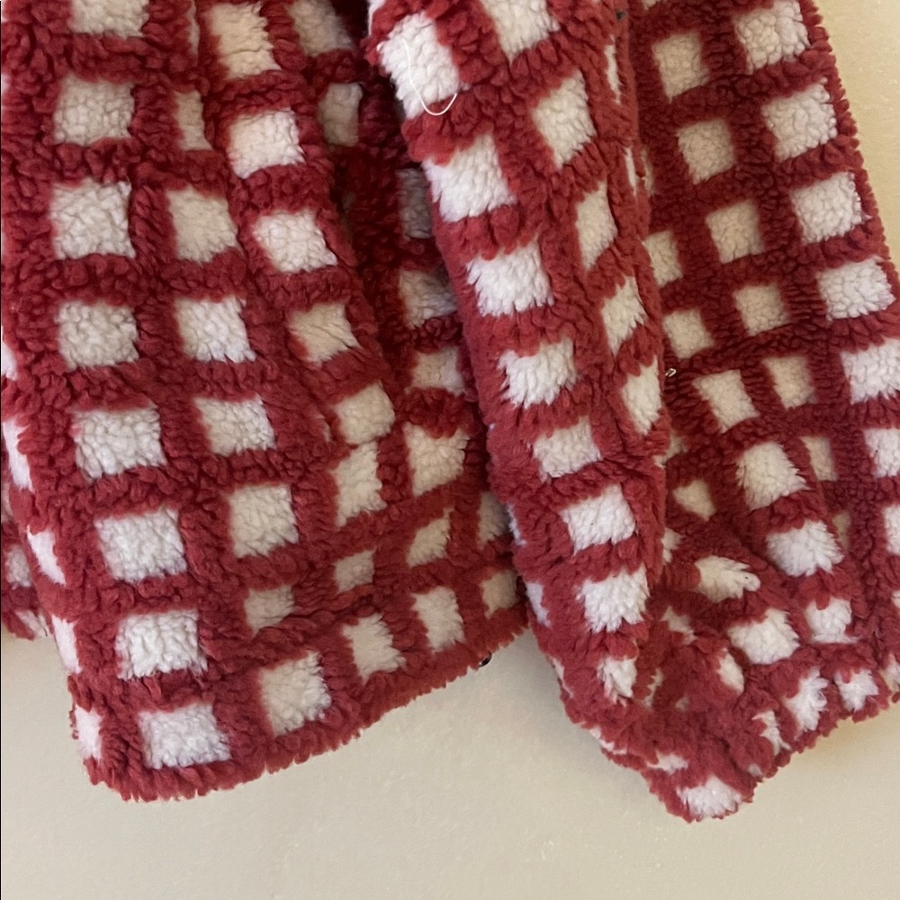 Butter Melon Checkered Teddy Jacket - Picture 7 of 7